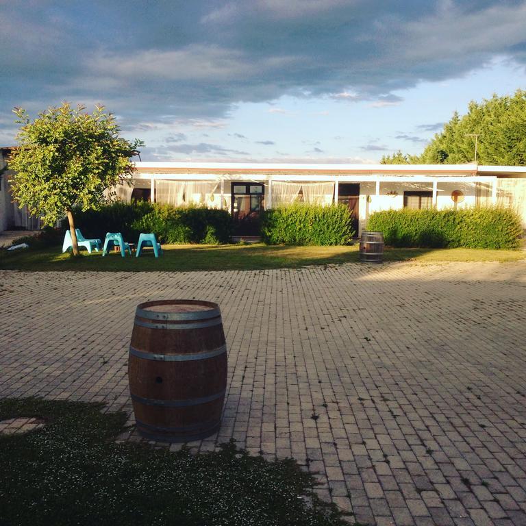 Bed and Breakfast Mazzara Farm Мандурия Экстерьер фото